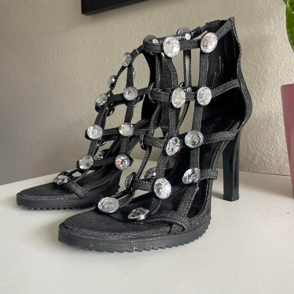 KARL LAGERFELD PARIS Beatriz Faux Crystals Heel Sandals like new | size 8